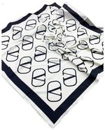 Женский платок шёлковый Valentino белый 250100