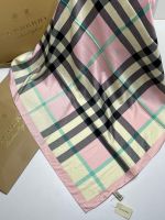 Шелковый платок Burberry 21217 нежно розовый