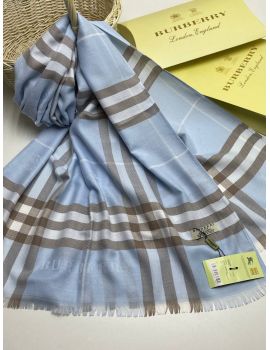 Палантин Burberry голубой 03112511