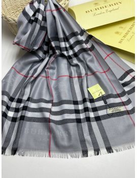 Палантин Burberry серый  03112514