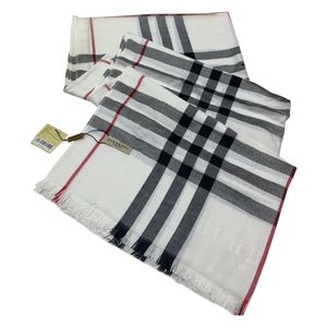 Палантин Burberry белый В0001