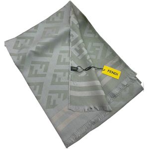 Палантин Fendi  251103 серый