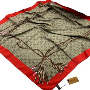 Шелковый женский платок Gucci красный  060102