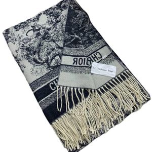 Палантин CHRISTIAN DIOR черный с белым 060113