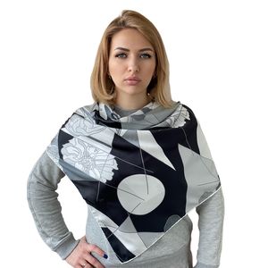 Шелковый платок TORIOLLI чёрный 040223