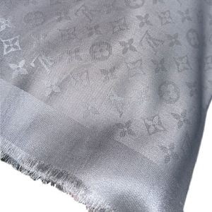 Платок брендовый шерстяной  серый с серебром   1191