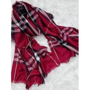 Палантин Burberry красный 03112510