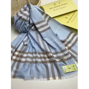 Палантин Burberry голубой 03112511