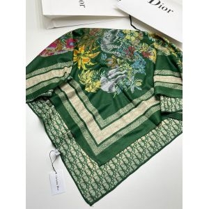 Женский шерстяной платок Christian Dior серый 28112331