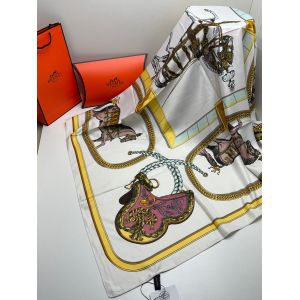 Шелковый платок женский HERMES белый 05022404
