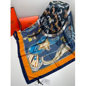 Шелковый платок женский HERMES голубой 05022408