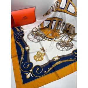 Платок шелковый HERMES 14112409 оранжевый