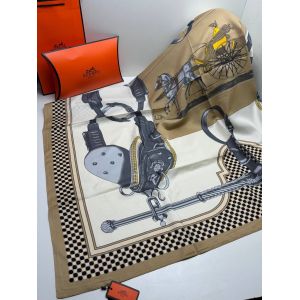 Шелковый платок HERMES бежевый белый 04082517