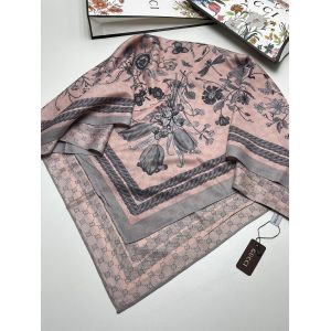 Шелковый женский платок Gucci розовый  11092310