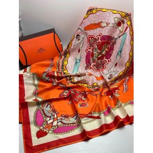 Шелковый платок HERMES оранжевый 11012318