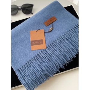 Палантин женский GERUNSI  теплый голубой 04092320