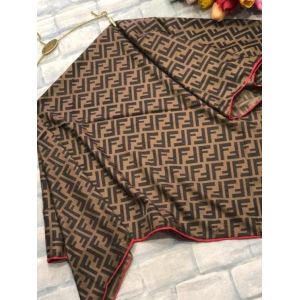 Женский шёлковый платок Fendi коричневый 02022300