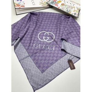 Женский шерстяной платок Gucci сиреневый 28112313
