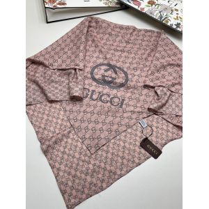 Женский шерстяной платок Gucci розовый 28112314