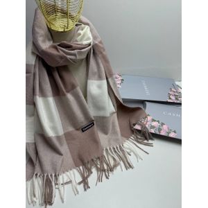 Палантин женский  в крупную клетку бежевый с белым 04112505