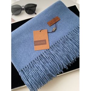 Палантин женский GERUNSI  теплый голубой 24112505