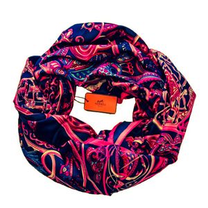 Шелковый платок HERMES синий с розовым, 5123