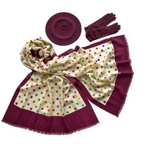 Комплект (берет, палантин, перчатки) Tranini  43002