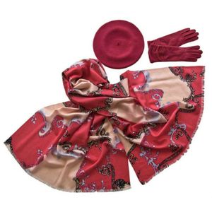 Комплект (берет, палантин, перчатки) Tranini 49004