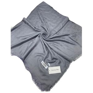 Женский платок Dior серый 7712