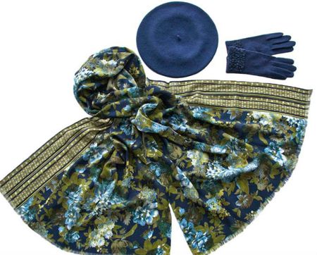 Комплект (берет, палантин, перчатки) Tranini 45027