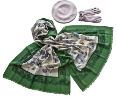 Комплект (берет, палантин, перчатки) Tranini 51017