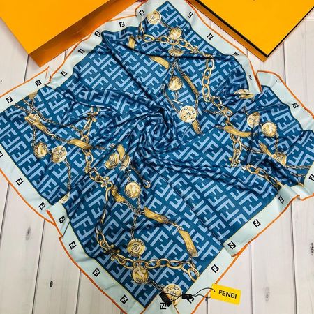 Женский шёлковый платок Fendi синий 241109