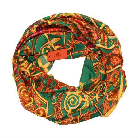 Шелковый платок HERMES зеленый, 5124