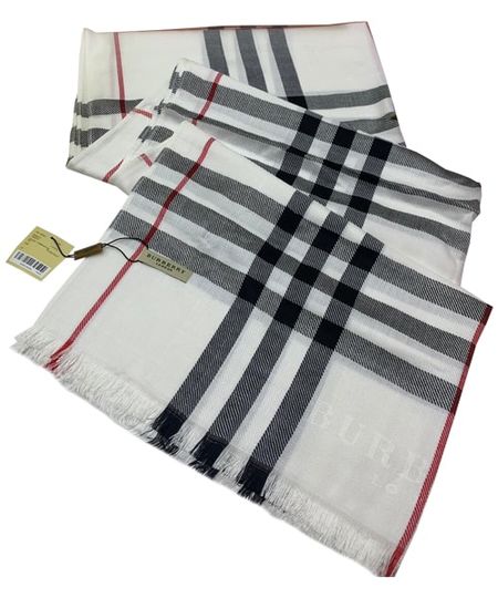 Палантин Burberry белый В0001