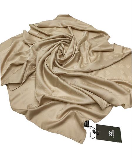 Шелковый платок Chanel 510197 бежевый