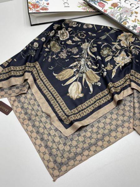 Шелковый женский платок Gucci черный  11092309