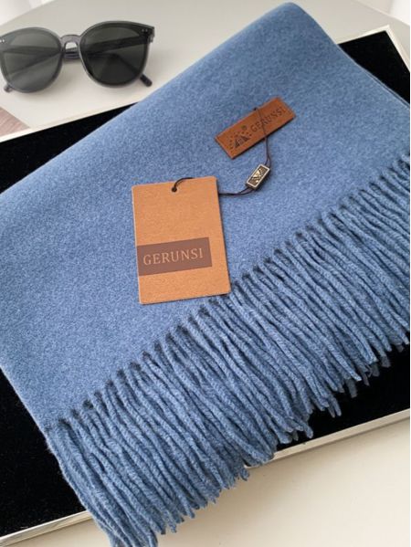 Палантин женский GERUNSI  теплый голубой 24112505