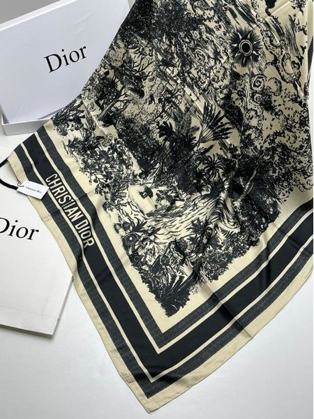 Платок шёлковый Dior 11214 бежевый