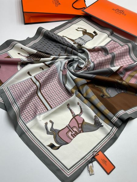 Платок HERMES женский 21042405 сиреневый