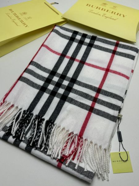 Шарф мужской  Burberry белый 03112503