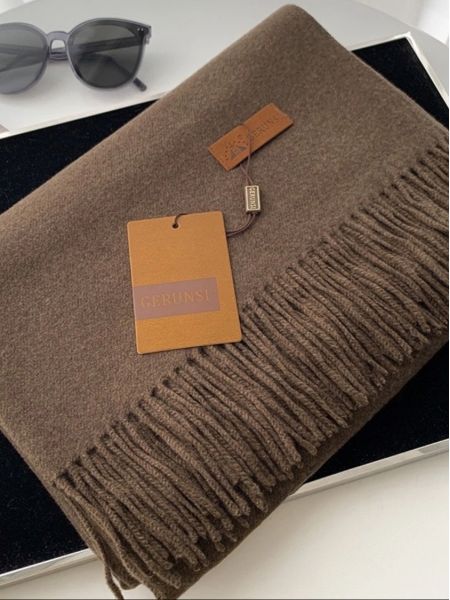 Палантин женский GERUNSI  теплый коричневый 04092326
