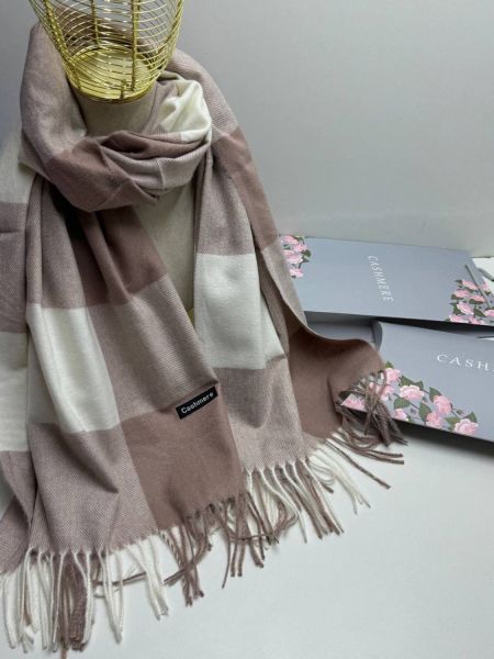 Палантин женский  в крупную клетку бежевый с белым 04112505