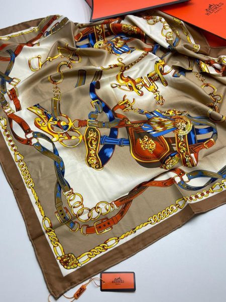 Шелковый платок HERMES бежевый 2609222