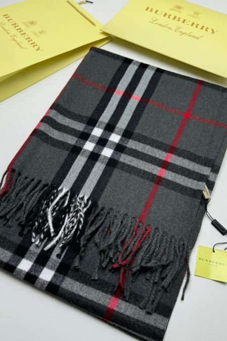 Шарф мужской  Burberry серый 03112501